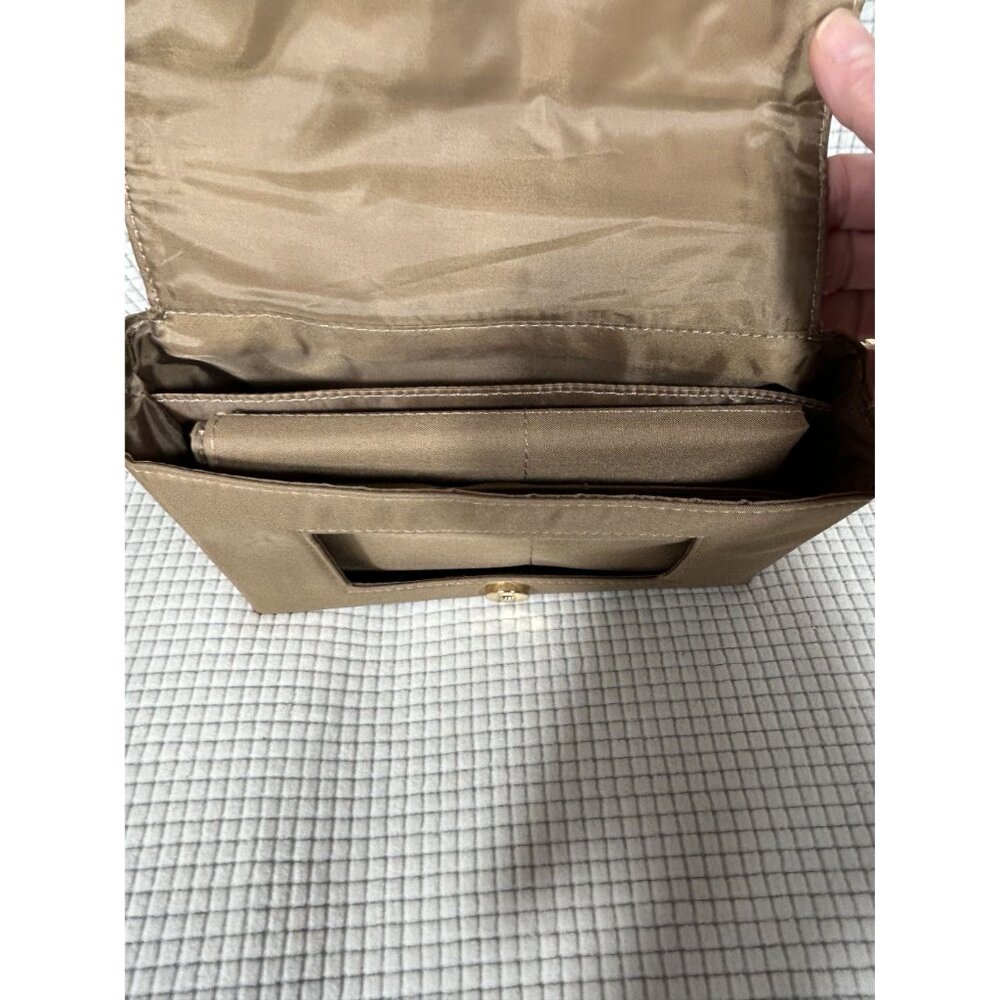Totesawy Tan Mini Diaper Bag with Changing pad, Shoulder Strap, NIB - Picture 4 of 8
